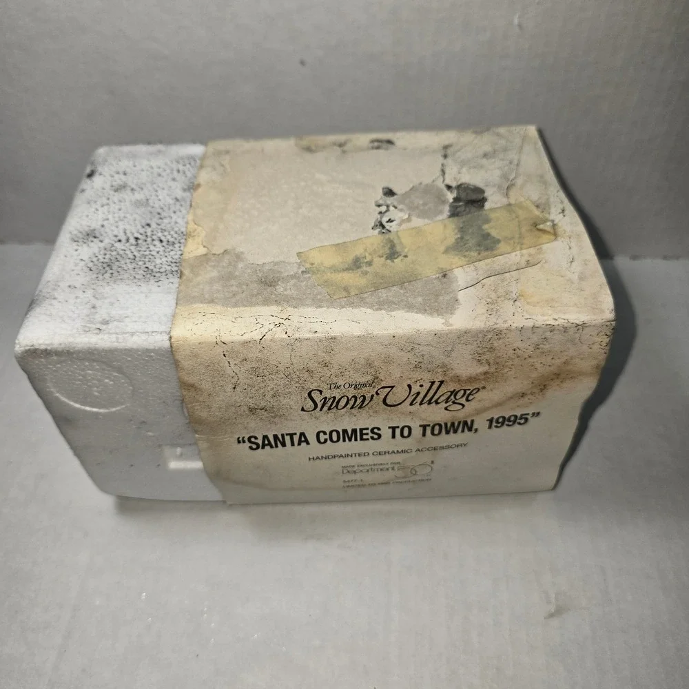 Department‎ 56 Original Snow Village SANTA COMES TO TOWN 1996 #54862 retired